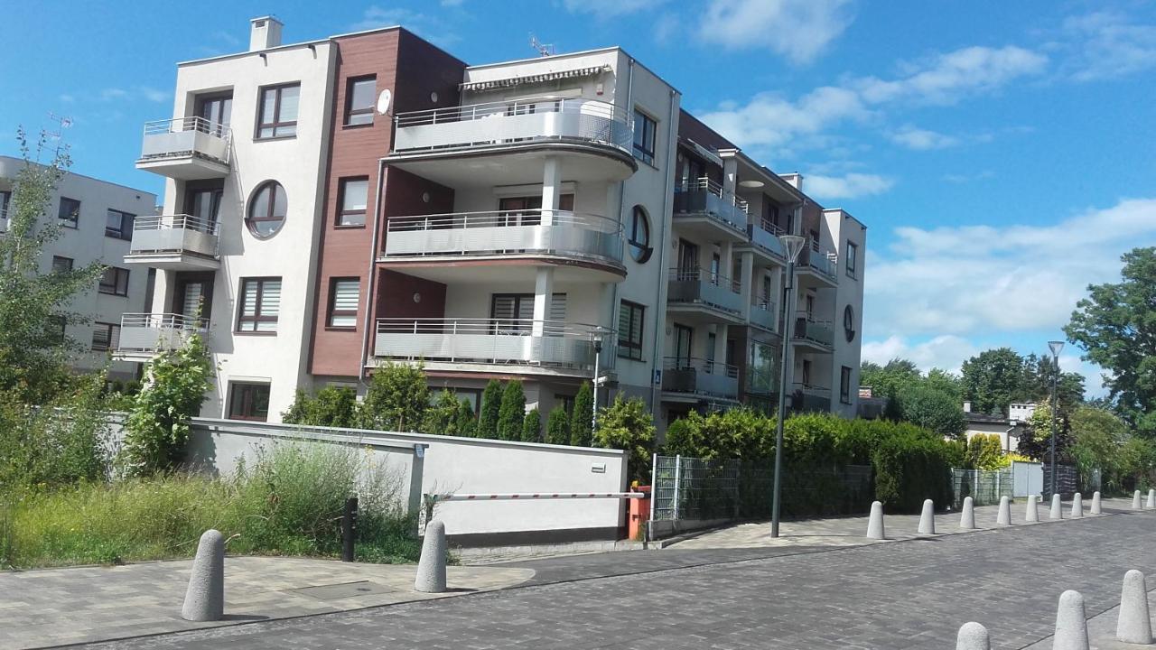 Apartament Rodzinny Family Garden Jastrzębia Góra Zewnętrze zdjęcie