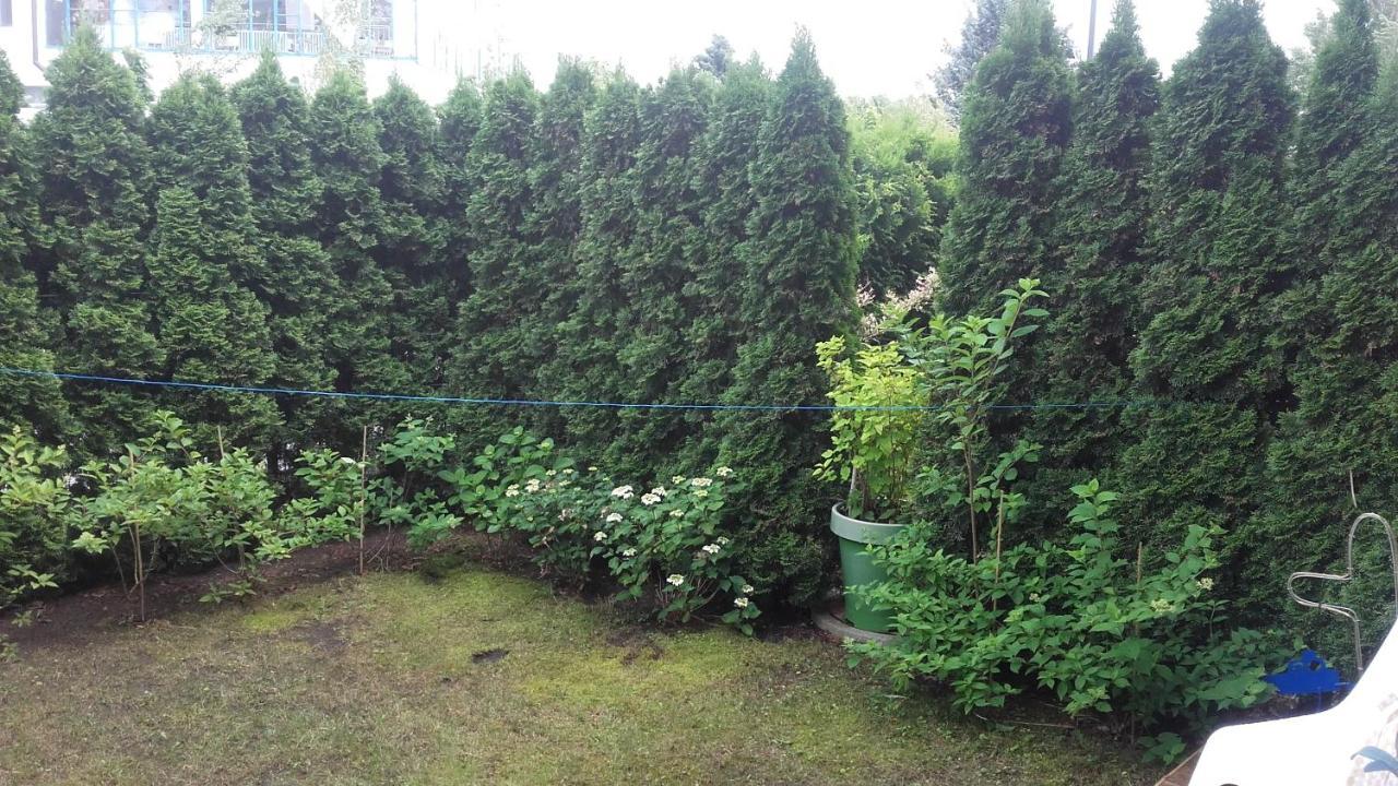 Apartament Rodzinny Family Garden Jastrzębia Góra Zewnętrze zdjęcie