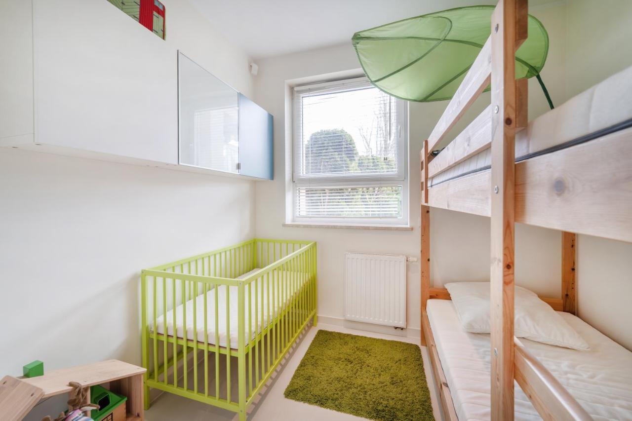 Apartament Rodzinny Family Garden Jastrzębia Góra Zewnętrze zdjęcie